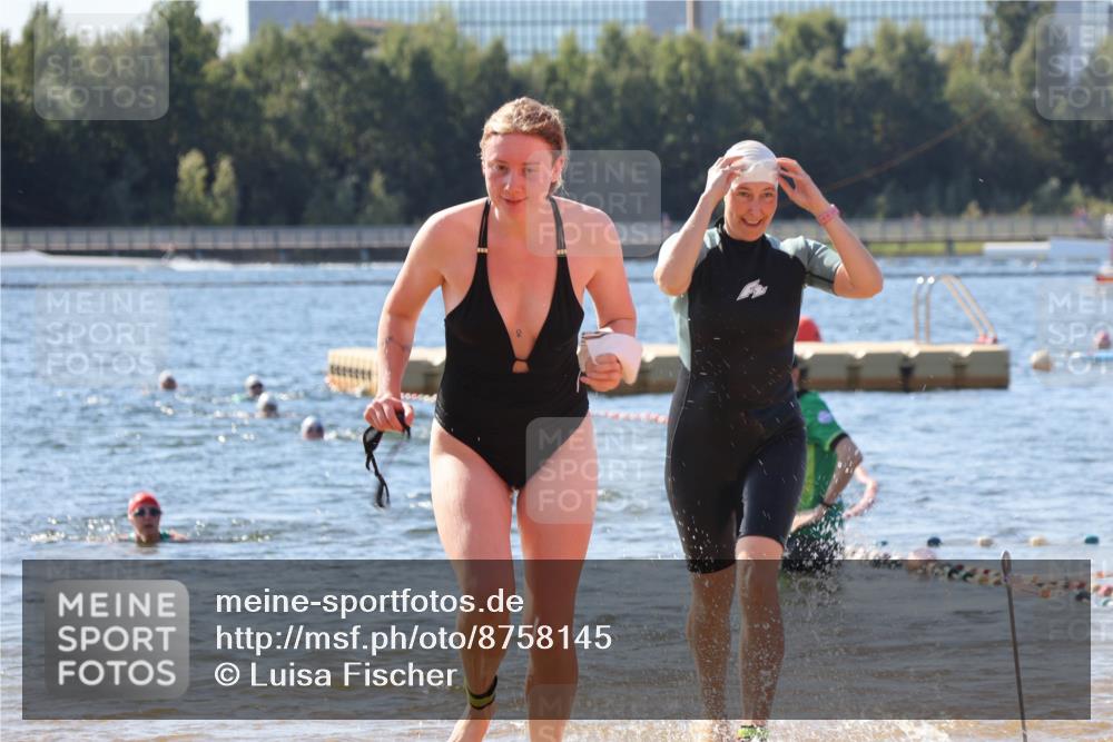 07.09.2025 - 19. Norderstedt Triathlon Luisa Fischer http://msf.ph/oto/8758145 07.09.2025 11:49:17 Schwimmen 217, 290, 709, 725 meine-sportfotos.de