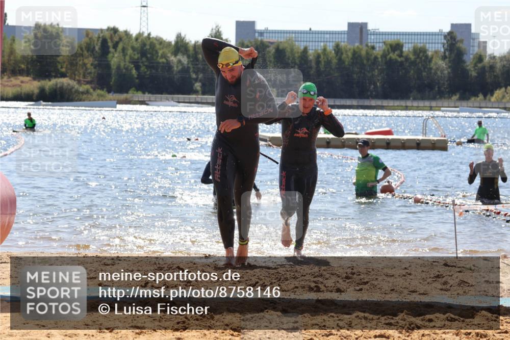 07.09.2025 - 19. Norderstedt Triathlon Luisa Fischer http://msf.ph/oto/8758146 07.09.2025 13:35:58 Schwimmen 364, 1462 meine-sportfotos.de