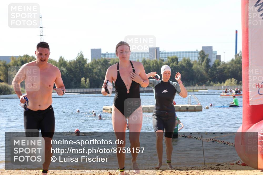 07.09.2025 - 19. Norderstedt Triathlon Luisa Fischer http://msf.ph/oto/8758157 07.09.2025 11:49:18 Schwimmen 217, 290, 709, 725 meine-sportfotos.de