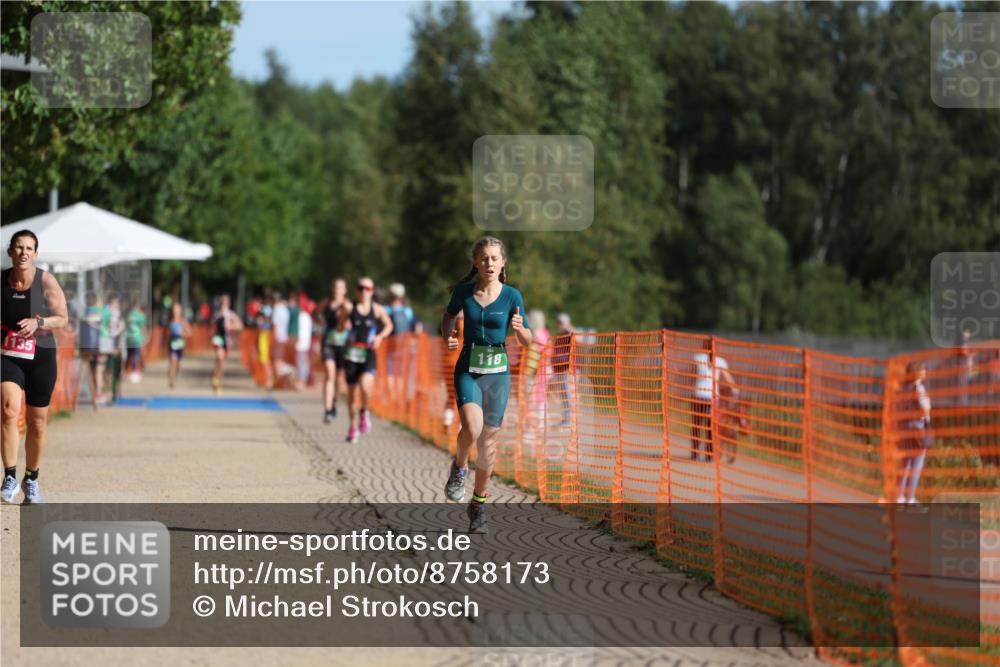 07.09.2025 - 19. Norderstedt Triathlon Michael Strokosch http://msf.ph/oto/8758173 07.09.2025 10:43:53 Laufen 118, 1135 meine-sportfotos.de