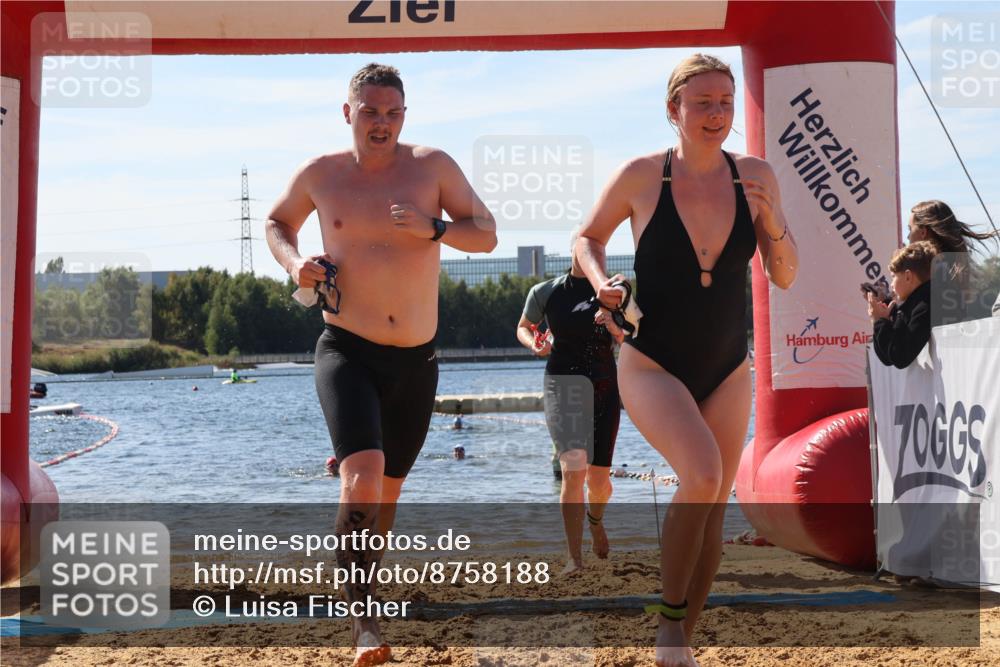 07.09.2025 - 19. Norderstedt Triathlon Luisa Fischer http://msf.ph/oto/8758188 07.09.2025 11:49:19 Schwimmen 217, 290, 709, 725 meine-sportfotos.de