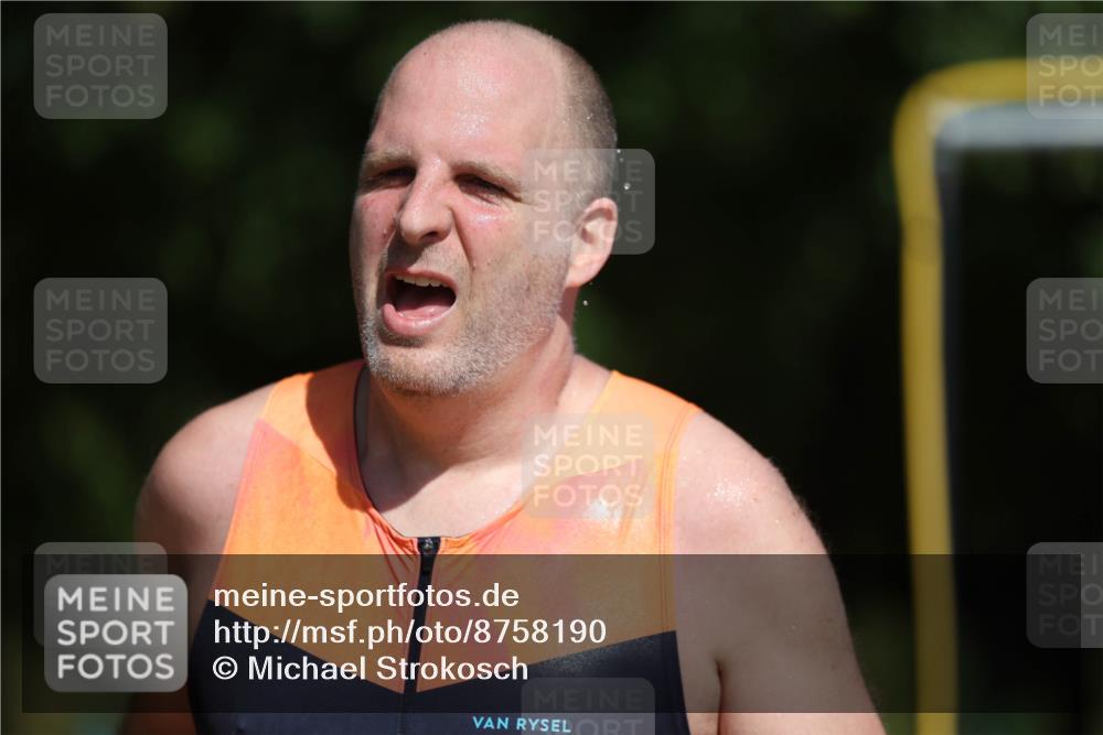 07.09.2025 - 19. Norderstedt Triathlon Michael Strokosch http://msf.ph/oto/8758190 07.09.2025 12:05:17 Laufen 833, 834, 1333 meine-sportfotos.de