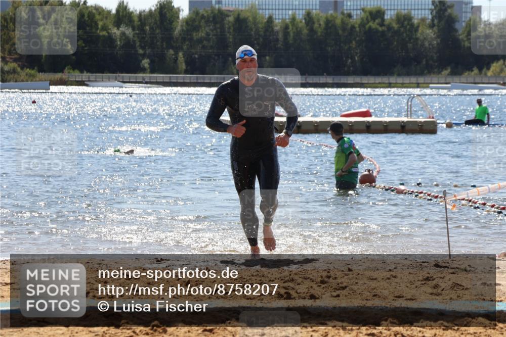 07.09.2025 - 19. Norderstedt Triathlon Luisa Fischer http://msf.ph/oto/8758207 07.09.2025 13:36:03 Schwimmen 364, 382, 1462 meine-sportfotos.de