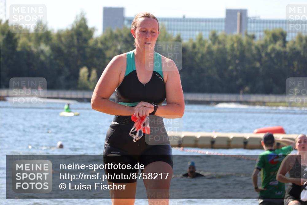 07.09.2025 - 19. Norderstedt Triathlon Luisa Fischer http://msf.ph/oto/8758217 07.09.2025 11:49:35 Schwimmen 1268 meine-sportfotos.de
