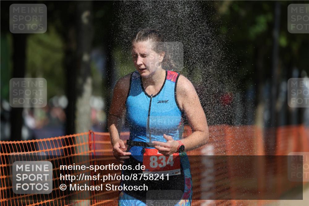 07.09.2025 - 19. Norderstedt Triathlon Michael Strokosch http://msf.ph/oto/8758241 07.09.2025 12:05:20 Laufen 834 meine-sportfotos.de