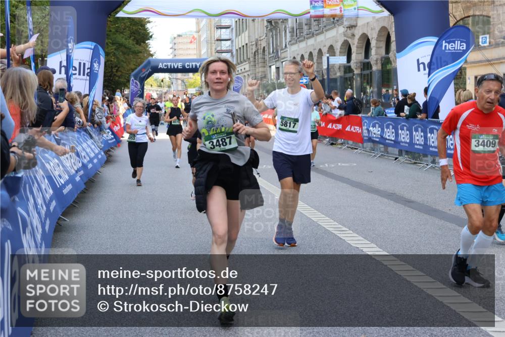 07.09.2025 - BARMER Alsterlauf Strokosch-Dieckow http://msf.ph/oto/8758247 07.09.2025 10:13:35 Ziel 2073, 2235, 2875, 2876, 2892, 3031, 3085, 3086, 3332, 3333, 3334, 3379, 3833, 4690, 4761, 5059, 5447, 5709, 5743, 5830, 6317, 6318, 6329, 6331, 8195, 8226, 8417 meine-sportfotos.de