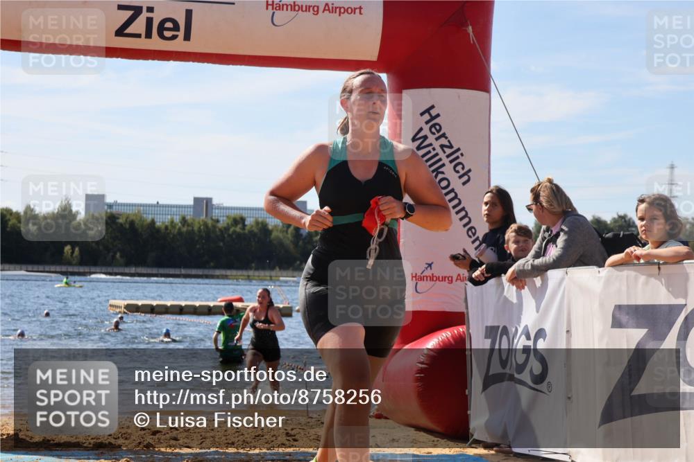 07.09.2025 - 19. Norderstedt Triathlon Luisa Fischer http://msf.ph/oto/8758256 07.09.2025 11:49:38 Schwimmen 248, 1268 meine-sportfotos.de