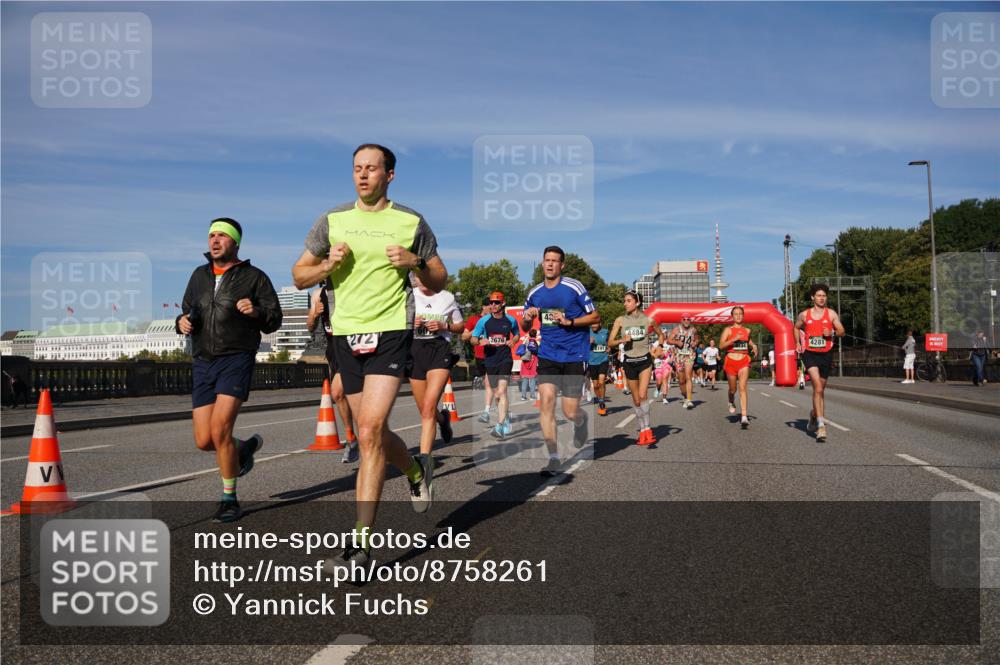 07.09.2025 - BARMER Alsterlauf Yannick Fuchs http://msf.ph/oto/8758261 07.09.2025 09:39:04 Laufen 272, 2676, 43, 4281 meine-sportfotos.de
