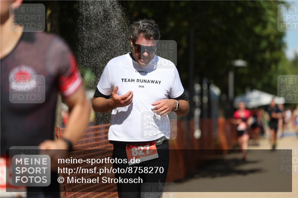 07.09.2025 - 19. Norderstedt Triathlon Michael Strokosch http://msf.ph/oto/8758270 07.09.2025 13:13:52 Laufen 171, 295, 827, 1235, 1293, 1398 meine-sportfotos.de