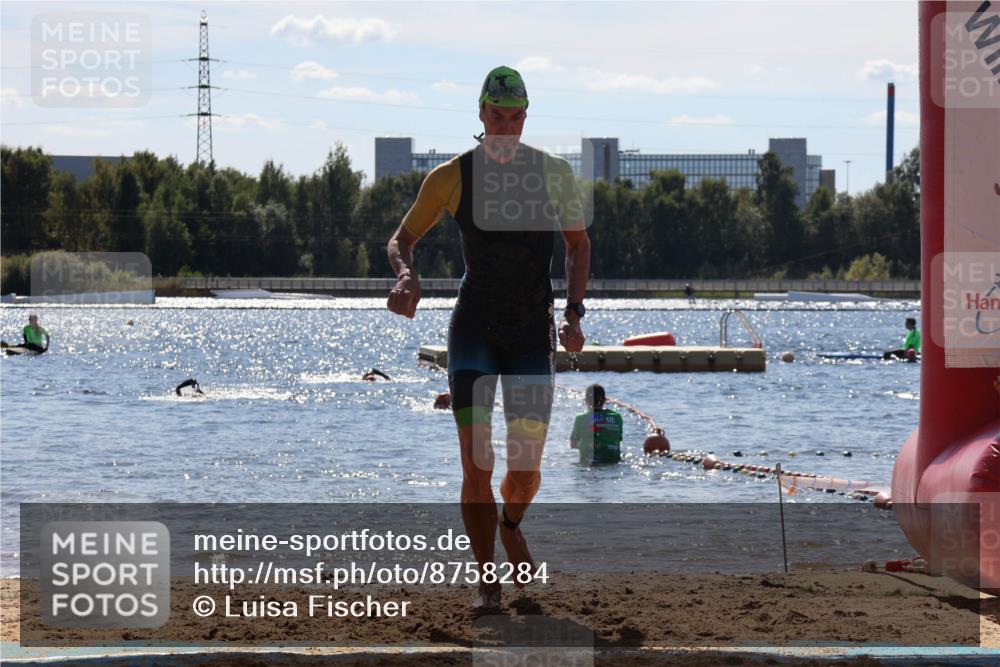 07.09.2025 - 19. Norderstedt Triathlon Luisa Fischer http://msf.ph/oto/8758284 07.09.2025 13:36:33 Schwimmen 1032 meine-sportfotos.de