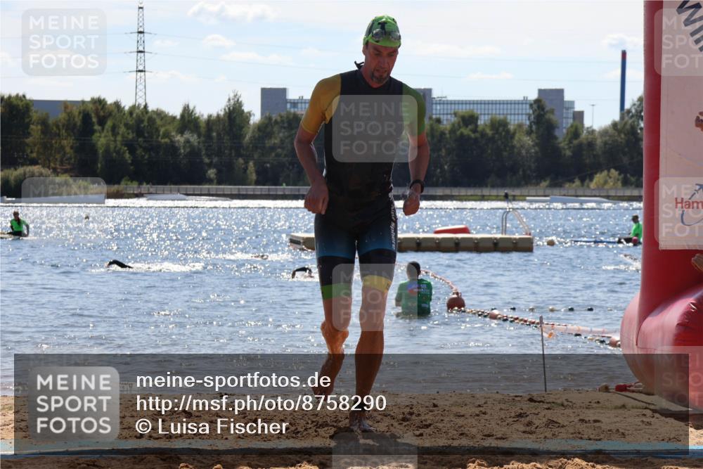 07.09.2025 - 19. Norderstedt Triathlon Luisa Fischer http://msf.ph/oto/8758290 07.09.2025 13:36:33 Schwimmen 1032 meine-sportfotos.de