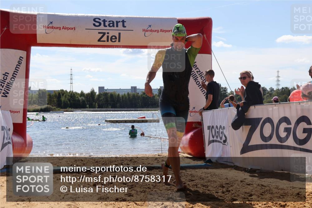 07.09.2025 - 19. Norderstedt Triathlon Luisa Fischer http://msf.ph/oto/8758317 07.09.2025 13:36:35 Schwimmen 1032 meine-sportfotos.de