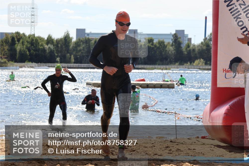 07.09.2025 - 19. Norderstedt Triathlon Luisa Fischer http://msf.ph/oto/8758327 07.09.2025 13:37:05 Schwimmen 374 meine-sportfotos.de
