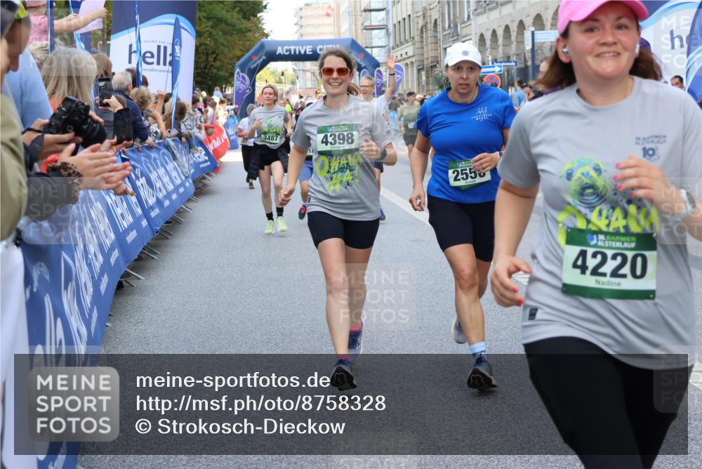 07.09.2025 - BARMER Alsterlauf Strokosch-Dieckow http://msf.ph/oto/8758328 07.09.2025 10:13:32 Ziel 2235, 2875, 2876, 2892, 3031, 3085, 3086, 3181, 3332, 3333, 3334, 3373, 3379, 3424, 3425, 3644, 3833, 4181, 4690, 4761, 5059, 5447, 5709, 5743, 5830, 6317, 6318, 6329, 6331, 8195, 8417 meine-sportfotos.de