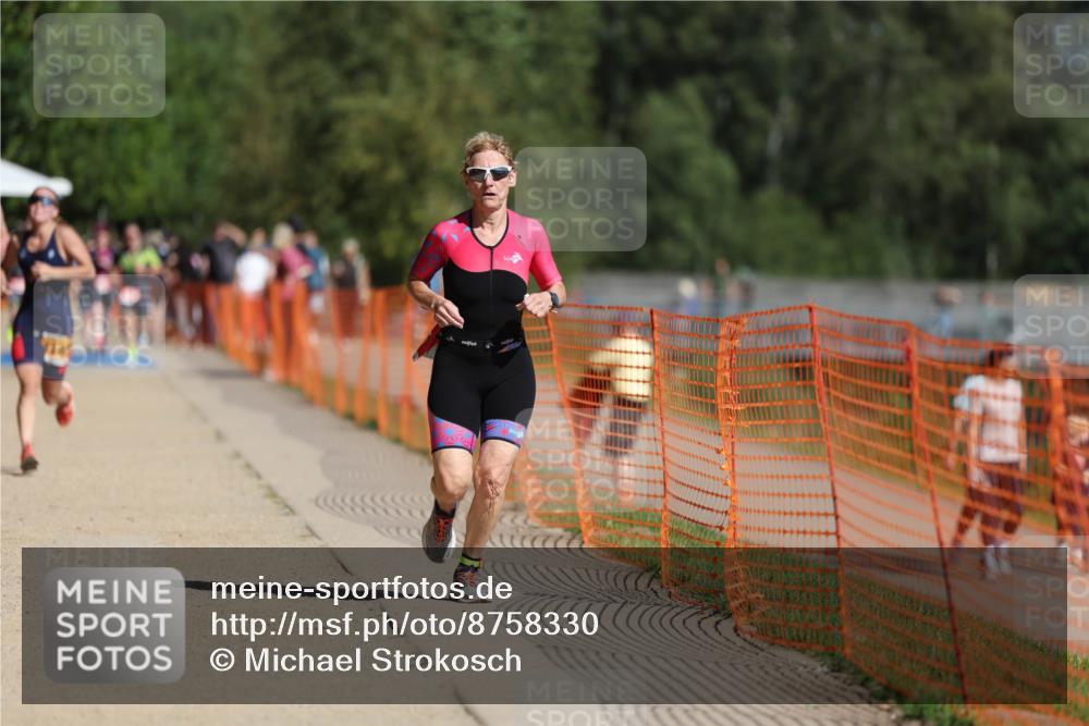 07.09.2025 - 19. Norderstedt Triathlon Michael Strokosch http://msf.ph/oto/8758330 07.09.2025 12:05:27 Laufen 155, 1181, 1193 meine-sportfotos.de