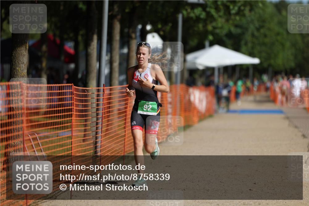 07.09.2025 - 19. Norderstedt Triathlon Michael Strokosch http://msf.ph/oto/8758339 07.09.2025 11:03:57 Laufen 92 meine-sportfotos.de