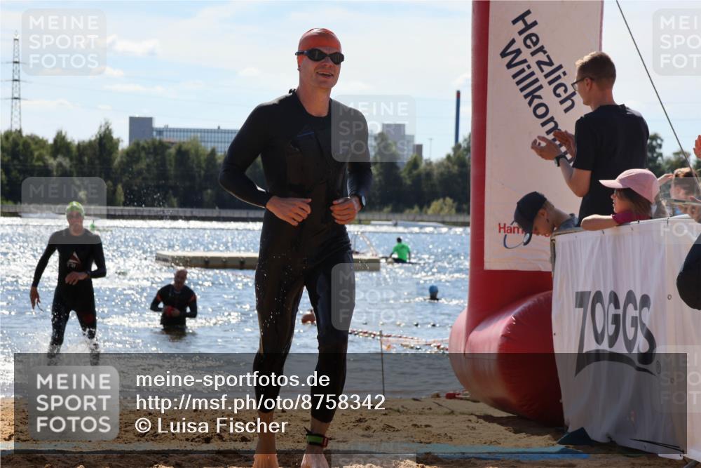 07.09.2025 - 19. Norderstedt Triathlon Luisa Fischer http://msf.ph/oto/8758342 07.09.2025 13:37:06 Schwimmen 374, 900 meine-sportfotos.de