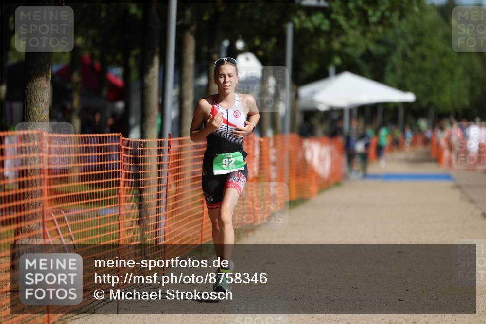 07.09.2025 - 19. Norderstedt Triathlon Michael Strokosch http://msf.ph/oto/8758346 07.09.2025 11:03:57 Laufen 92 meine-sportfotos.de
