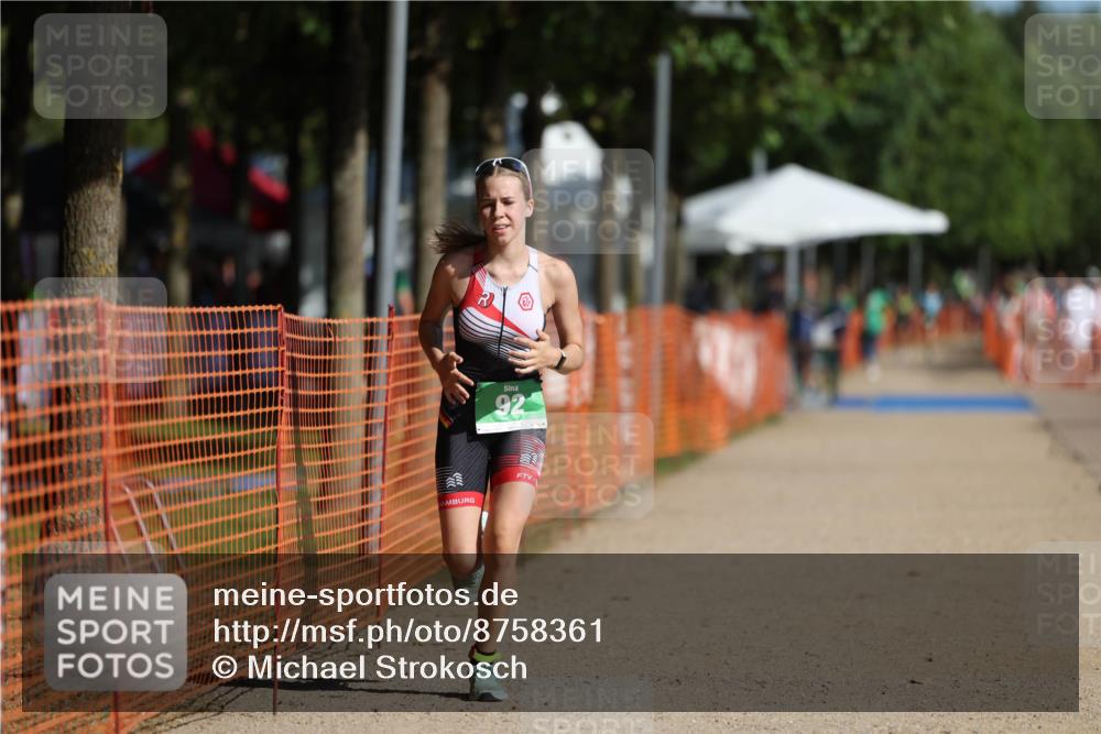 07.09.2025 - 19. Norderstedt Triathlon Michael Strokosch http://msf.ph/oto/8758361 07.09.2025 11:03:57 Laufen 92 meine-sportfotos.de