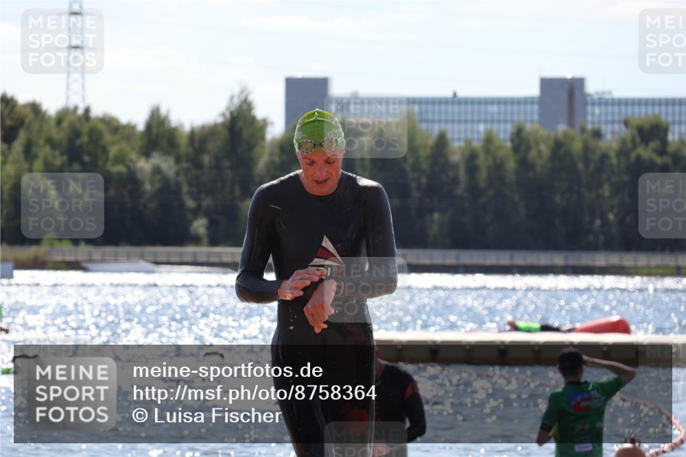 07.09.2025 - 19. Norderstedt Triathlon Luisa Fischer http://msf.ph/oto/8758364 07.09.2025 13:37:10 Schwimmen 374, 900 meine-sportfotos.de
