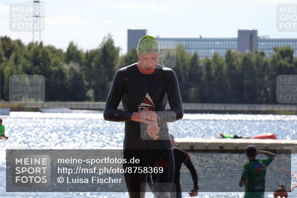 07.09.2025 - 19. Norderstedt Triathlon Luisa Fischer http://msf.ph/oto/8758369 07.09.2025 13:37:10 Schwimmen 374, 900 meine-sportfotos.de