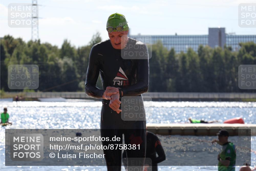 07.09.2025 - 19. Norderstedt Triathlon Luisa Fischer http://msf.ph/oto/8758381 07.09.2025 13:37:11 Schwimmen 374, 900 meine-sportfotos.de