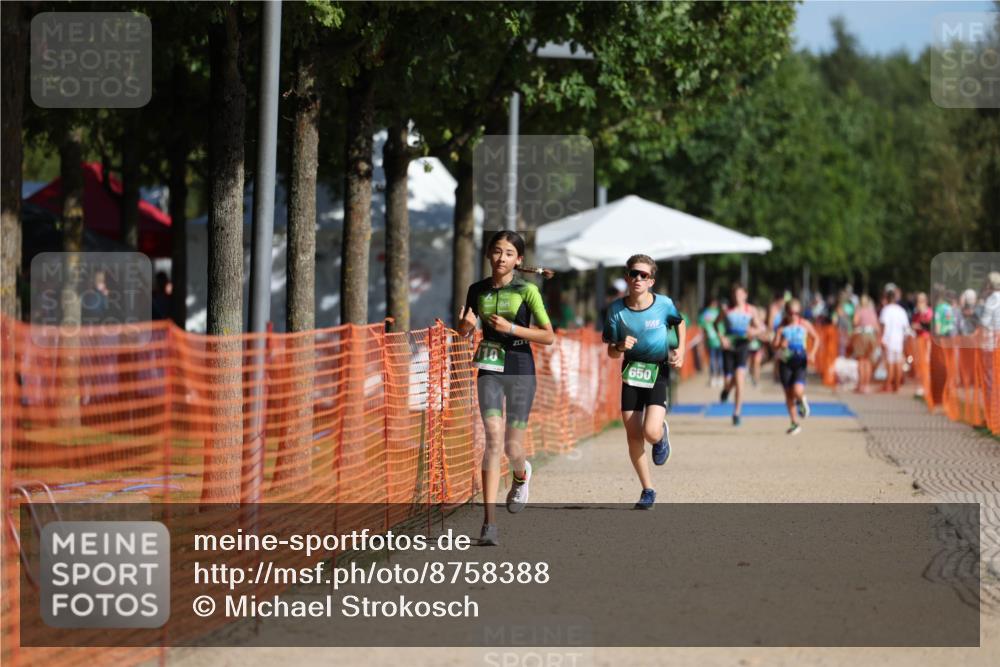 07.09.2025 - 19. Norderstedt Triathlon Michael Strokosch http://msf.ph/oto/8758388 07.09.2025 11:04:29 Laufen 110, 650 meine-sportfotos.de
