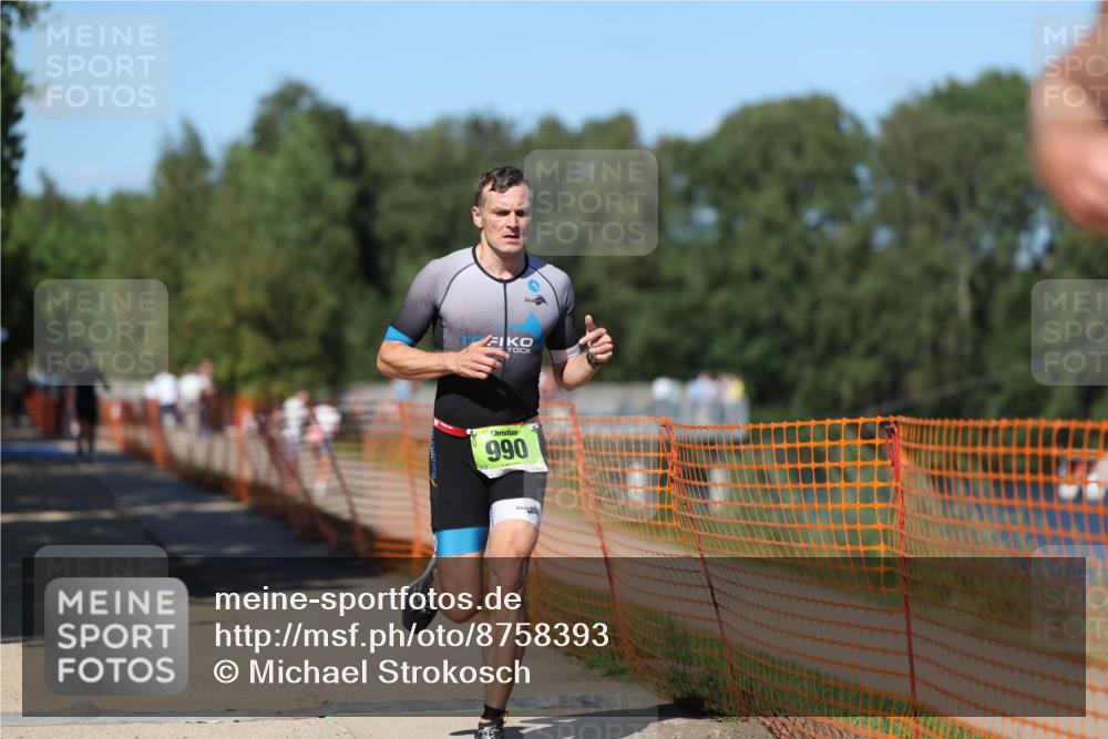 07.09.2025 - 19. Norderstedt Triathlon Michael Strokosch http://msf.ph/oto/8758393 07.09.2025 14:56:13 Laufen 961, 990, 1036 meine-sportfotos.de