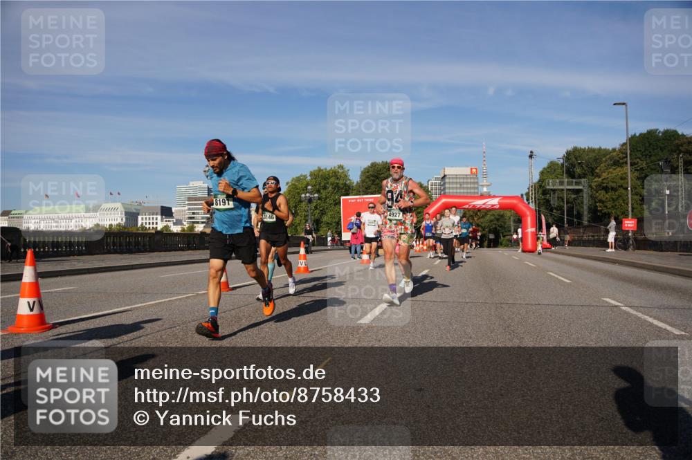 07.09.2025 - BARMER Alsterlauf Yannick Fuchs http://msf.ph/oto/8758433 07.09.2025 09:39:07 Laufen 8191, 3146, 94, 4927 meine-sportfotos.de