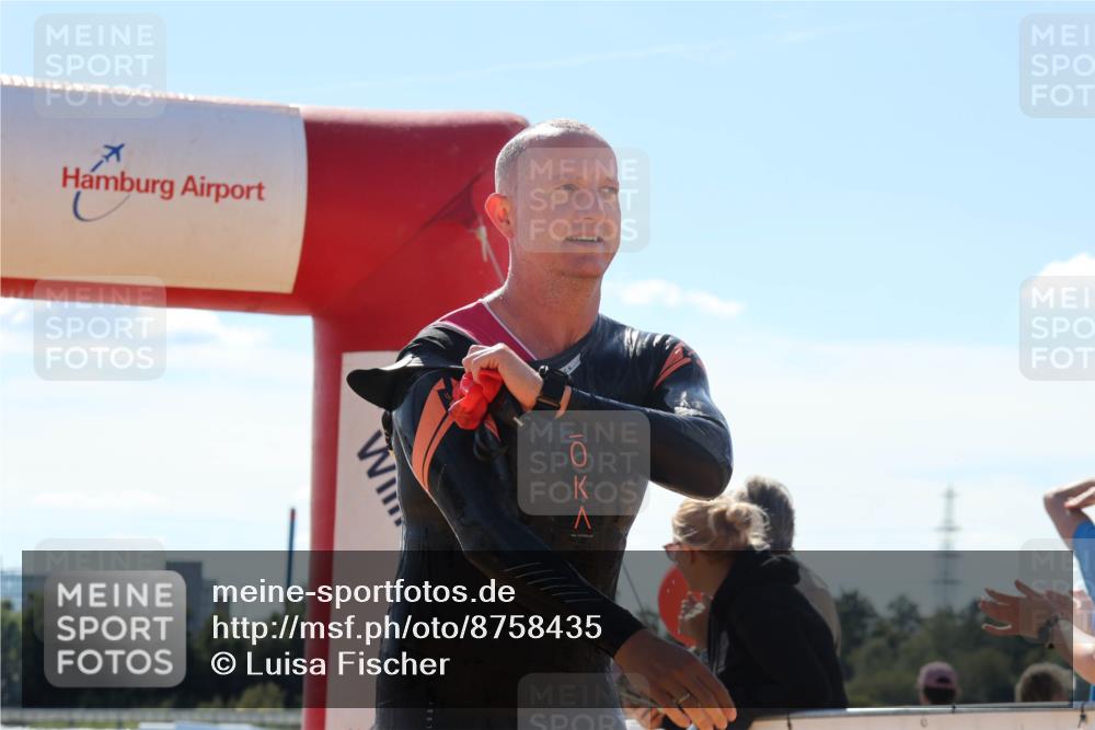 07.09.2025 - 19. Norderstedt Triathlon Luisa Fischer http://msf.ph/oto/8758435 07.09.2025 13:37:21 Schwimmen 900, 1022 meine-sportfotos.de