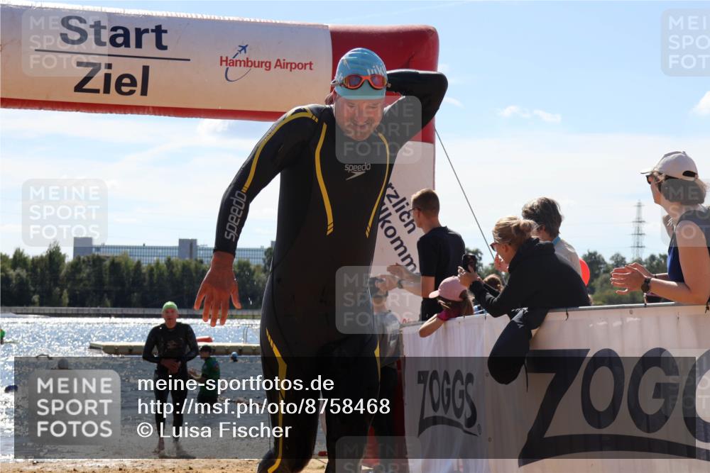 07.09.2025 - 19. Norderstedt Triathlon Luisa Fischer http://msf.ph/oto/8758468 07.09.2025 13:37:45 Schwimmen 361, 1456 meine-sportfotos.de
