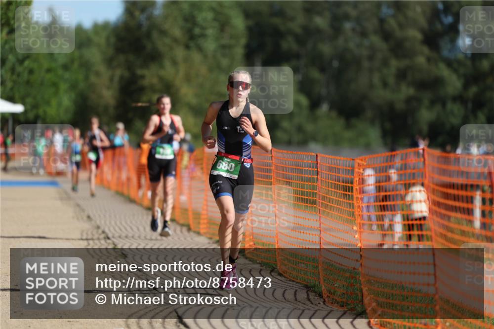 07.09.2025 - 19. Norderstedt Triathlon Michael Strokosch http://msf.ph/oto/8758473 07.09.2025 10:44:00 Laufen 109, 118, 680, 1135 meine-sportfotos.de