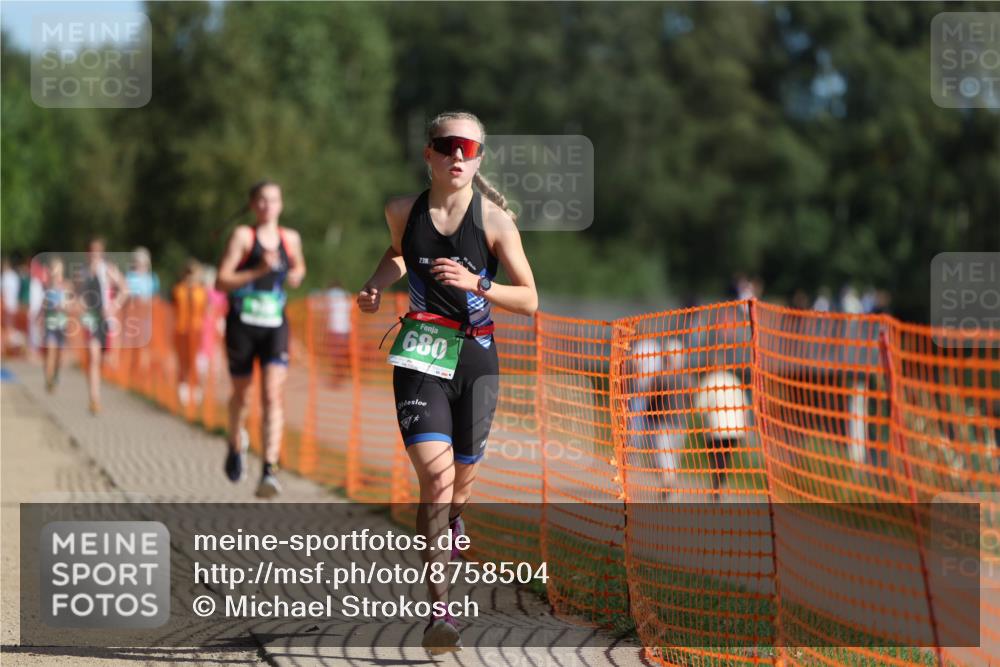 07.09.2025 - 19. Norderstedt Triathlon Michael Strokosch http://msf.ph/oto/8758504 07.09.2025 10:44:01 Laufen 109, 118, 680, 1135 meine-sportfotos.de