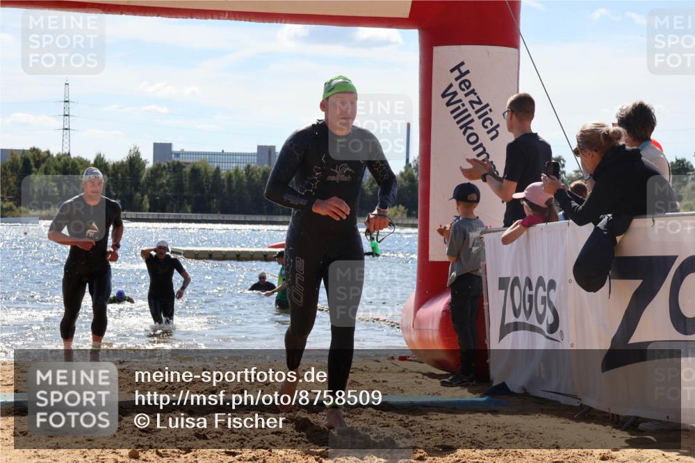 07.09.2025 - 19. Norderstedt Triathlon Luisa Fischer http://msf.ph/oto/8758509 07.09.2025 13:37:50 Schwimmen 361, 911, 1026, 1456 meine-sportfotos.de