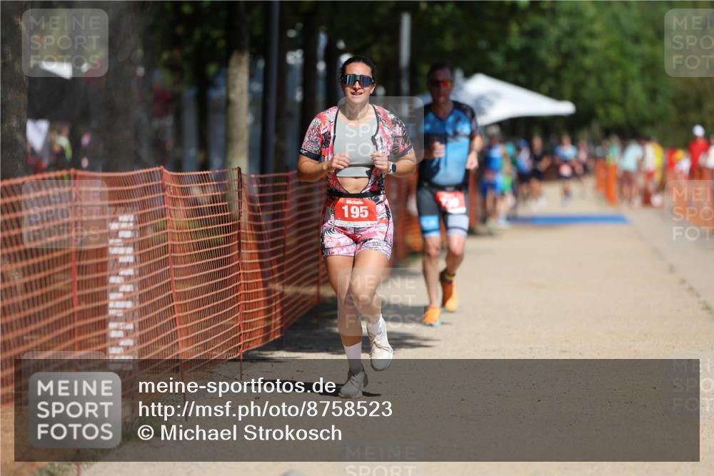 07.09.2025 - 19. Norderstedt Triathlon Michael Strokosch http://msf.ph/oto/8758523 07.09.2025 12:51:44 Laufen 195, 730 meine-sportfotos.de