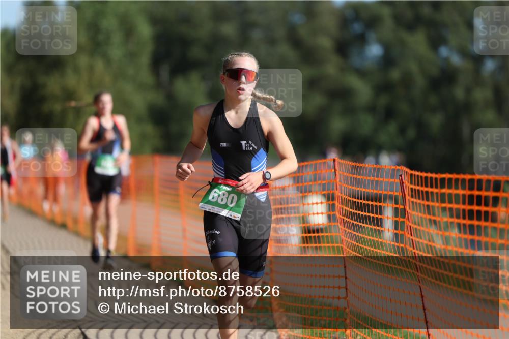 07.09.2025 - 19. Norderstedt Triathlon Michael Strokosch http://msf.ph/oto/8758526 07.09.2025 10:44:02 Laufen 96, 109, 118, 680, 1135 meine-sportfotos.de