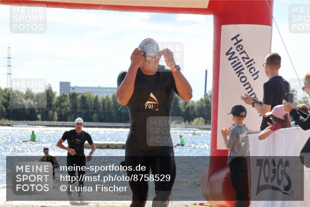 07.09.2025 - 19. Norderstedt Triathlon Luisa Fischer http://msf.ph/oto/8758529 07.09.2025 13:37:52 Schwimmen 361, 911, 1026, 1456, 1466 meine-sportfotos.de