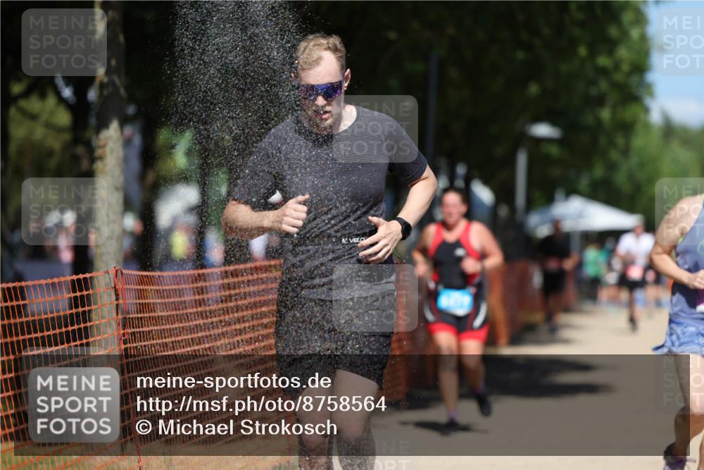 07.09.2025 - 19. Norderstedt Triathlon Michael Strokosch http://msf.ph/oto/8758564 07.09.2025 13:14:09 Laufen 177, 351, 1477 meine-sportfotos.de