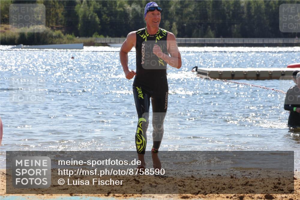 07.09.2025 - 19. Norderstedt Triathlon Luisa Fischer http://msf.ph/oto/8758590 07.09.2025 13:38:00 Schwimmen 361, 373, 911, 1026, 1466 meine-sportfotos.de