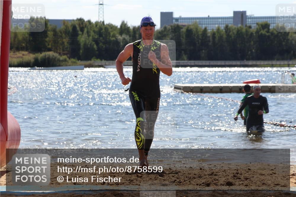 07.09.2025 - 19. Norderstedt Triathlon Luisa Fischer http://msf.ph/oto/8758599 07.09.2025 13:38:00 Schwimmen 361, 373, 911, 1026, 1466 meine-sportfotos.de