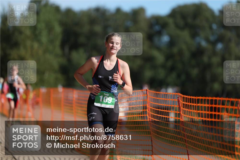 07.09.2025 - 19. Norderstedt Triathlon Michael Strokosch http://msf.ph/oto/8758631 07.09.2025 10:44:05 Laufen 96, 109, 680 meine-sportfotos.de