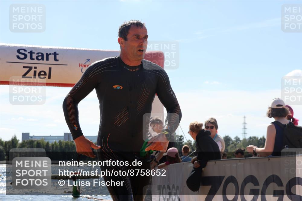 07.09.2025 - 19. Norderstedt Triathlon Luisa Fischer http://msf.ph/oto/8758652 07.09.2025 13:38:39 Schwimmen 1012 meine-sportfotos.de