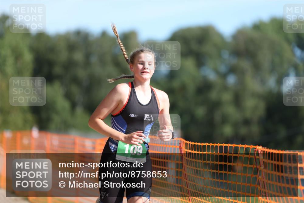 07.09.2025 - 19. Norderstedt Triathlon Michael Strokosch http://msf.ph/oto/8758653 07.09.2025 10:44:05 Laufen 96, 109, 680 meine-sportfotos.de