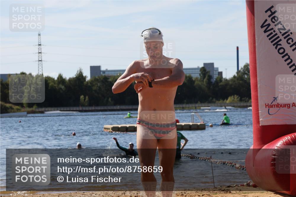 07.09.2025 - 19. Norderstedt Triathlon Luisa Fischer http://msf.ph/oto/8758659 07.09.2025 11:50:13 Schwimmen 757, 762, 828 meine-sportfotos.de