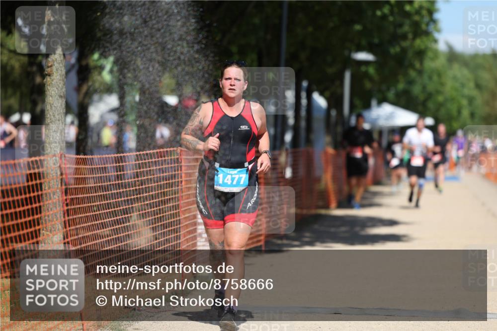 07.09.2025 - 19. Norderstedt Triathlon Michael Strokosch http://msf.ph/oto/8758666 07.09.2025 13:14:11 Laufen 177, 351, 1477 meine-sportfotos.de