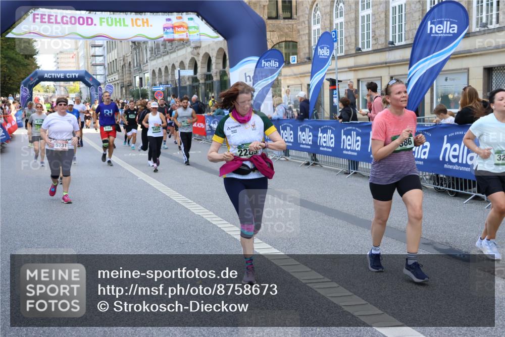 07.09.2025 - BARMER Alsterlauf Strokosch-Dieckow http://msf.ph/oto/8758673 07.09.2025 10:13:28 Ziel 2235, 2387, 2875, 2876, 2892, 3031, 3085, 3086, 3181, 3332, 3333, 3334, 3373, 3379, 3424, 3425, 3564, 3644, 3833, 4181, 4548, 4690, 4716, 4718, 4761, 4958, 5054, 5059, 5414, 5447, 5502, 5709, 5743, 6317, 6318, 6329, 6331, 8417 meine-sportfotos.de