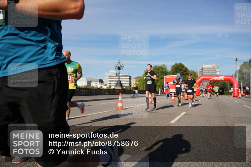 07.09.2025 - BARMER Alsterlauf Yannick Fuchs http://msf.ph/oto/8758676 07.09.2025 09:39:12 Laufen 3, 5724 meine-sportfotos.de