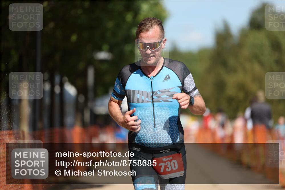 07.09.2025 - 19. Norderstedt Triathlon Michael Strokosch http://msf.ph/oto/8758685 07.09.2025 12:51:49 Laufen 195, 730 meine-sportfotos.de