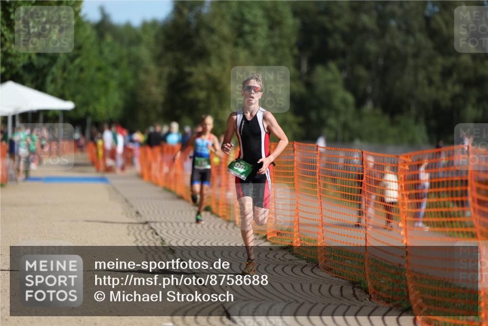 07.09.2025 - 19. Norderstedt Triathlon Michael Strokosch http://msf.ph/oto/8758688 07.09.2025 10:44:07 Laufen 96, 109, 134, 680 meine-sportfotos.de