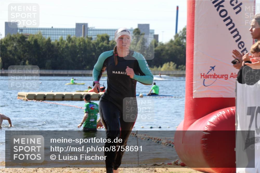 07.09.2025 - 19. Norderstedt Triathlon Luisa Fischer http://msf.ph/oto/8758691 07.09.2025 11:50:24 Schwimmen 273, 828 meine-sportfotos.de